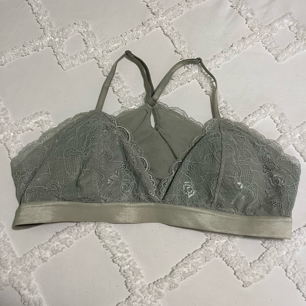 Express Lace Bralette